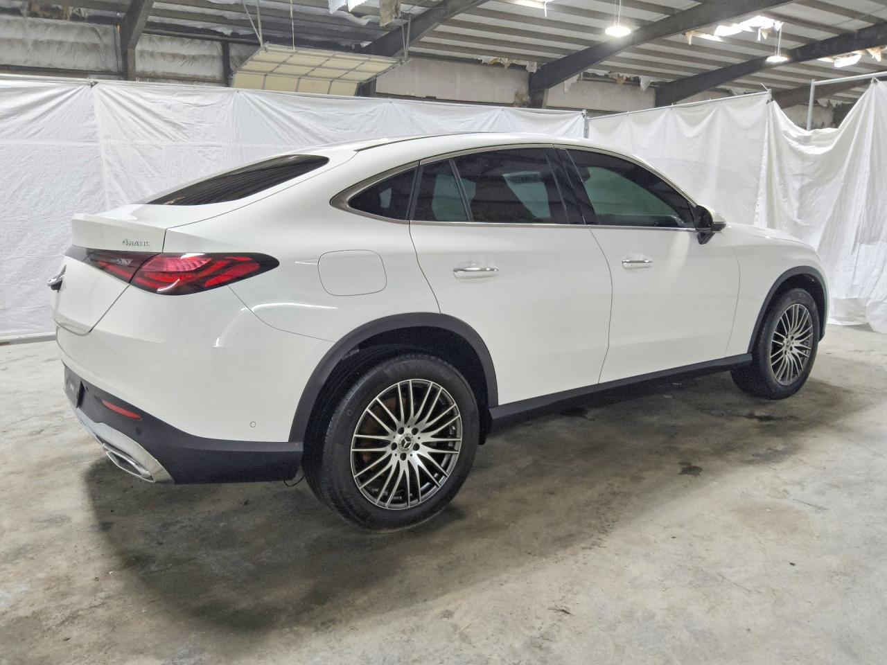2025 MERCEDES-BENZ GLC COUPE 300 4MATIC — снимка 3