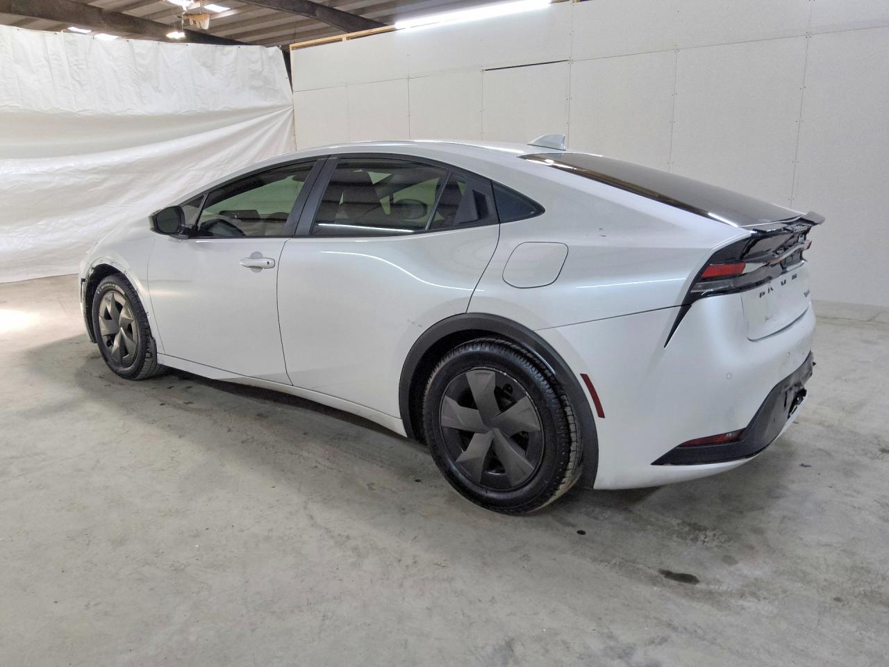 2024 TOYOTA PRIUS LE — снимка 2