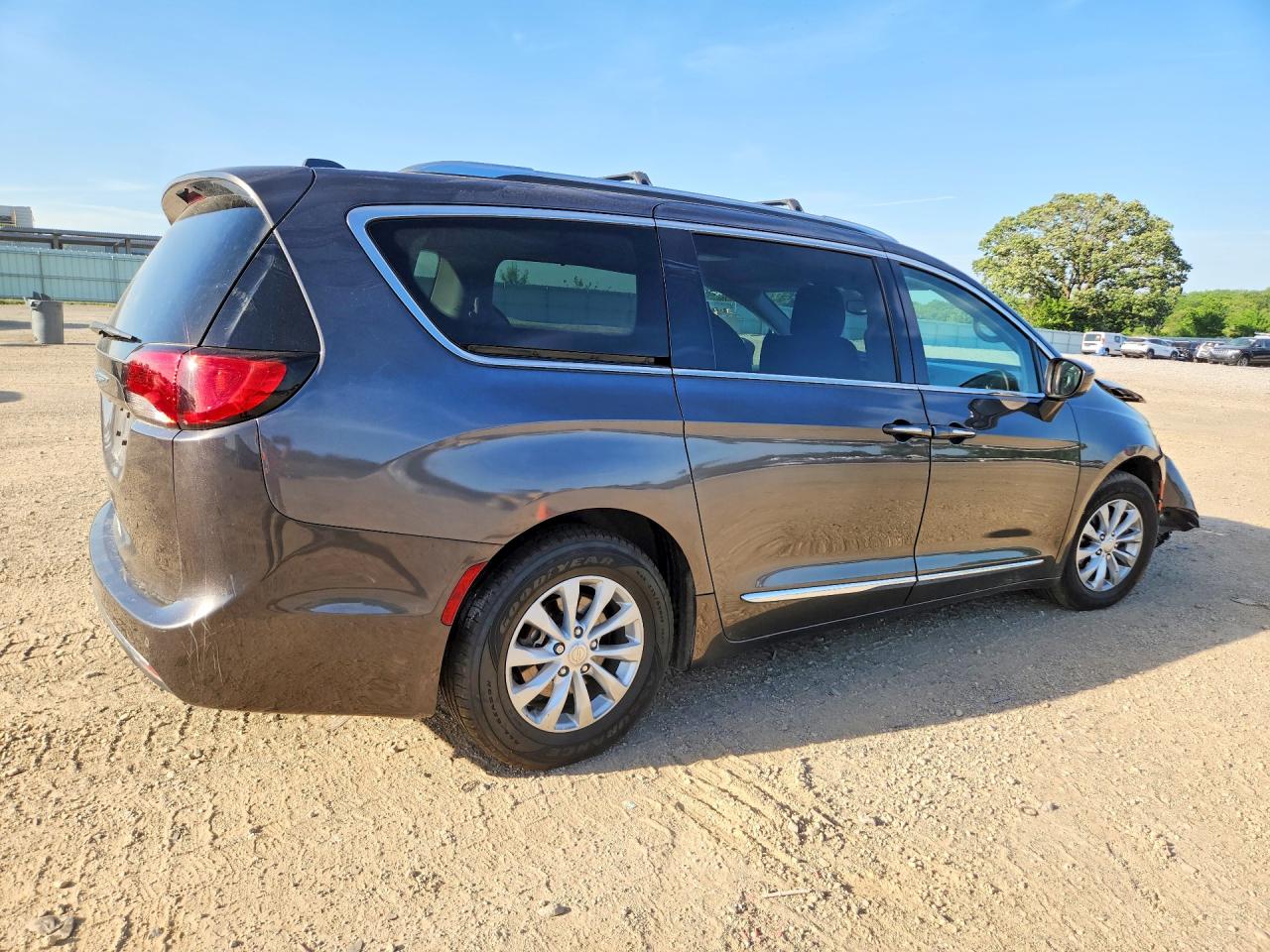 2018 CHRYSLER PACIFICA TOURING L — снимка 3