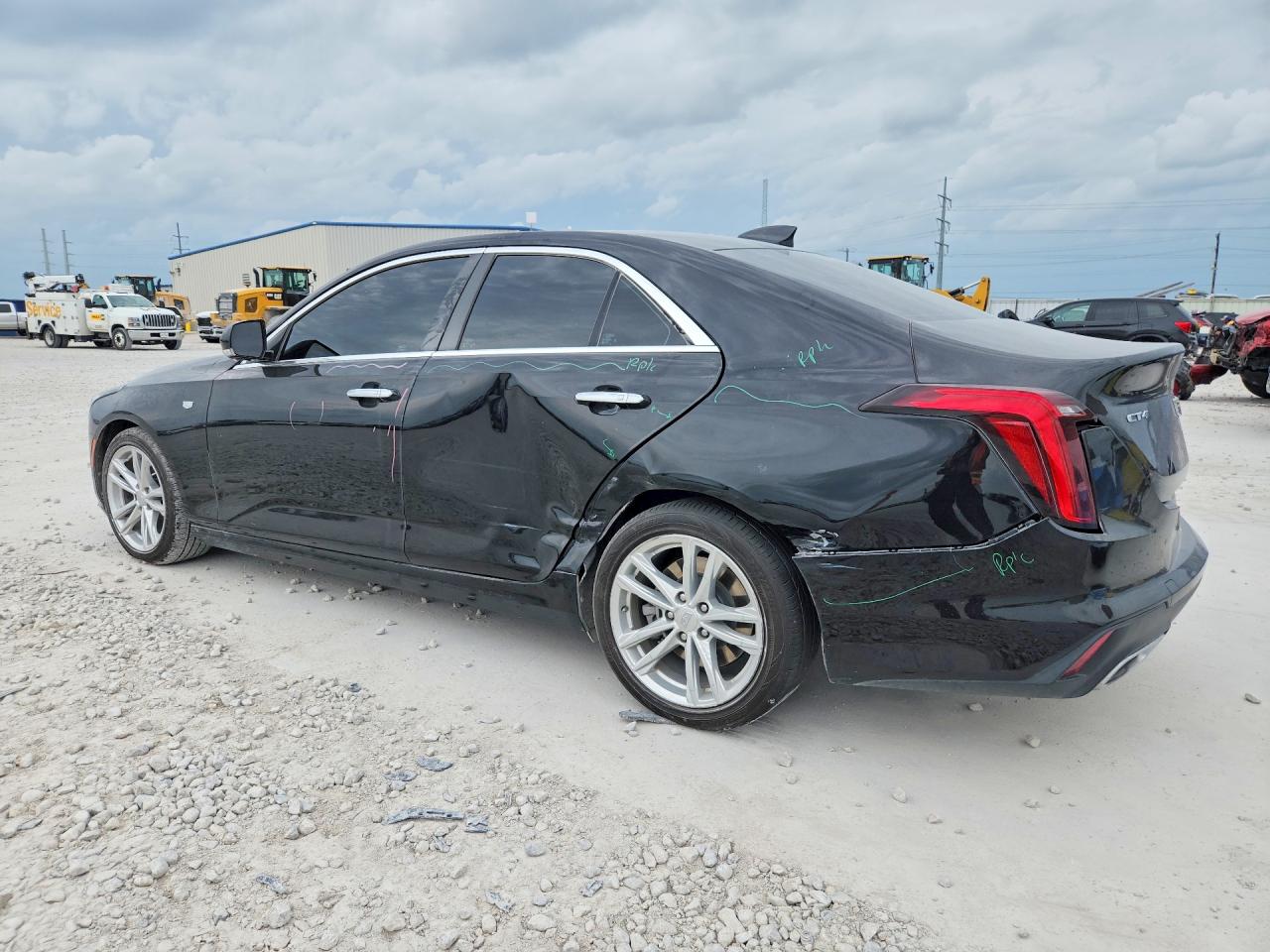 2021 CADILLAC CT4 LUXURY — снимка 2