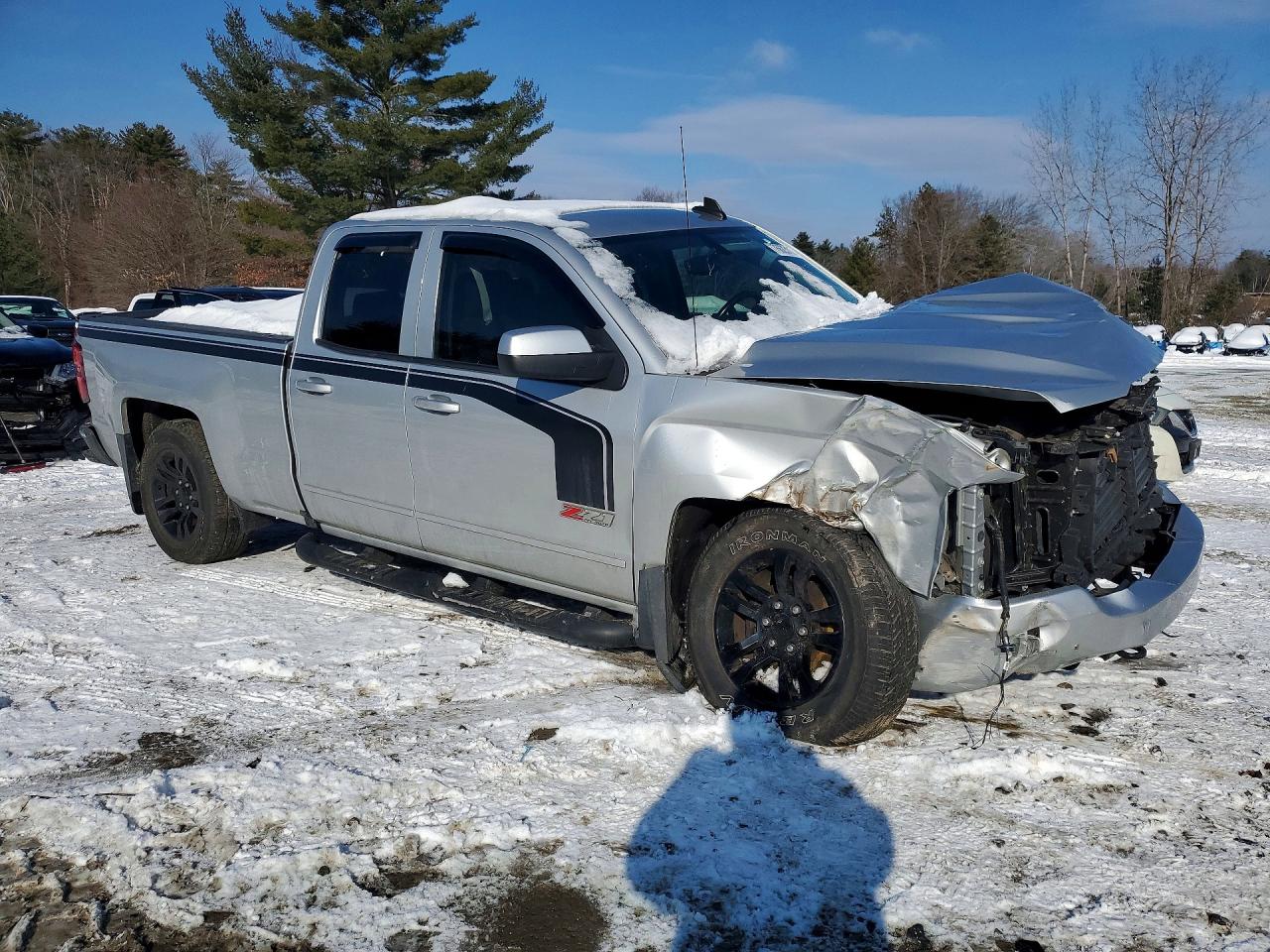 2017 CHEVROLET SILVERADO K1500 LT — снимка 4