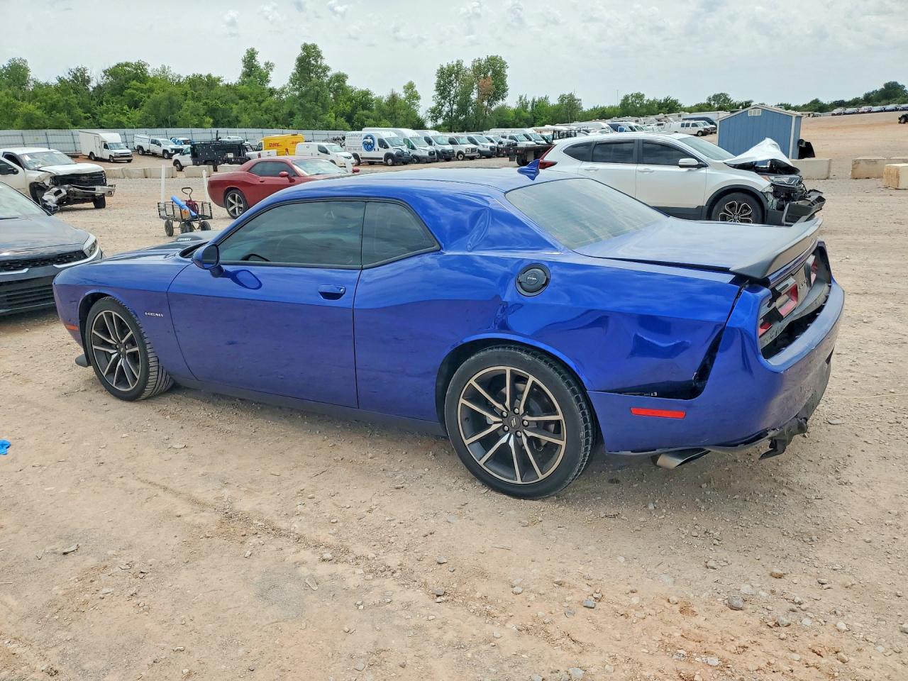 2021 DODGE CHALLENGER R/T — снимка 2