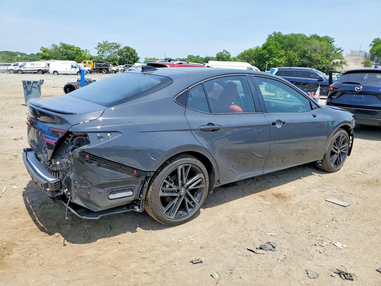 2026 TOYOTA CAMRY XSE — снимка 3
