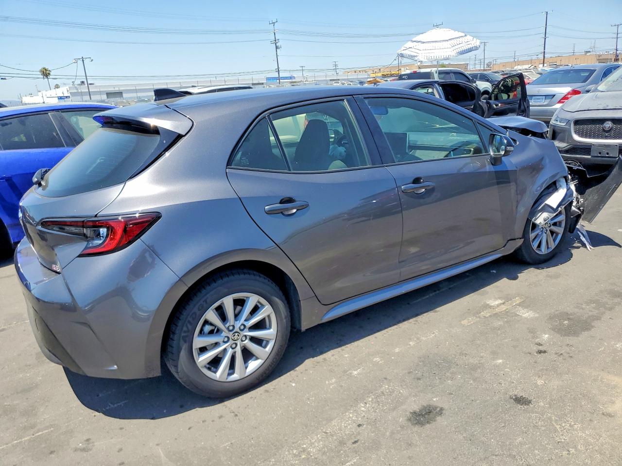 2026 TOYOTA COROLLA HATCHBACK SE — снимка 3