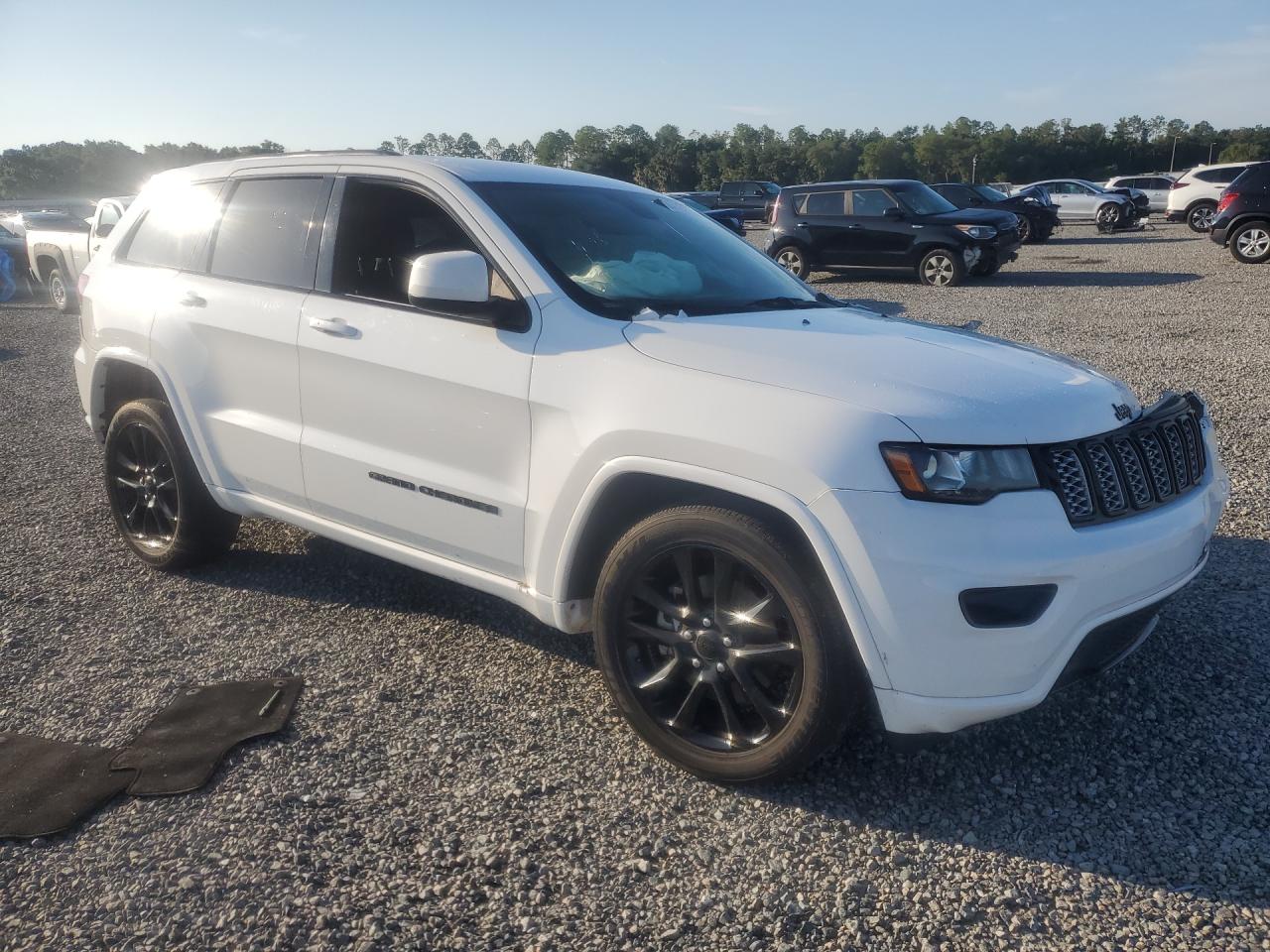 2021 JEEP GRAND CHEROKEE LAREDO — снимка 4