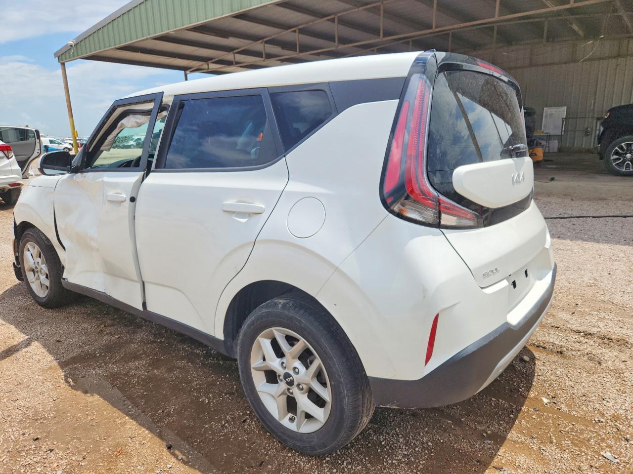 2025 KIA SOUL LX — снимка 2