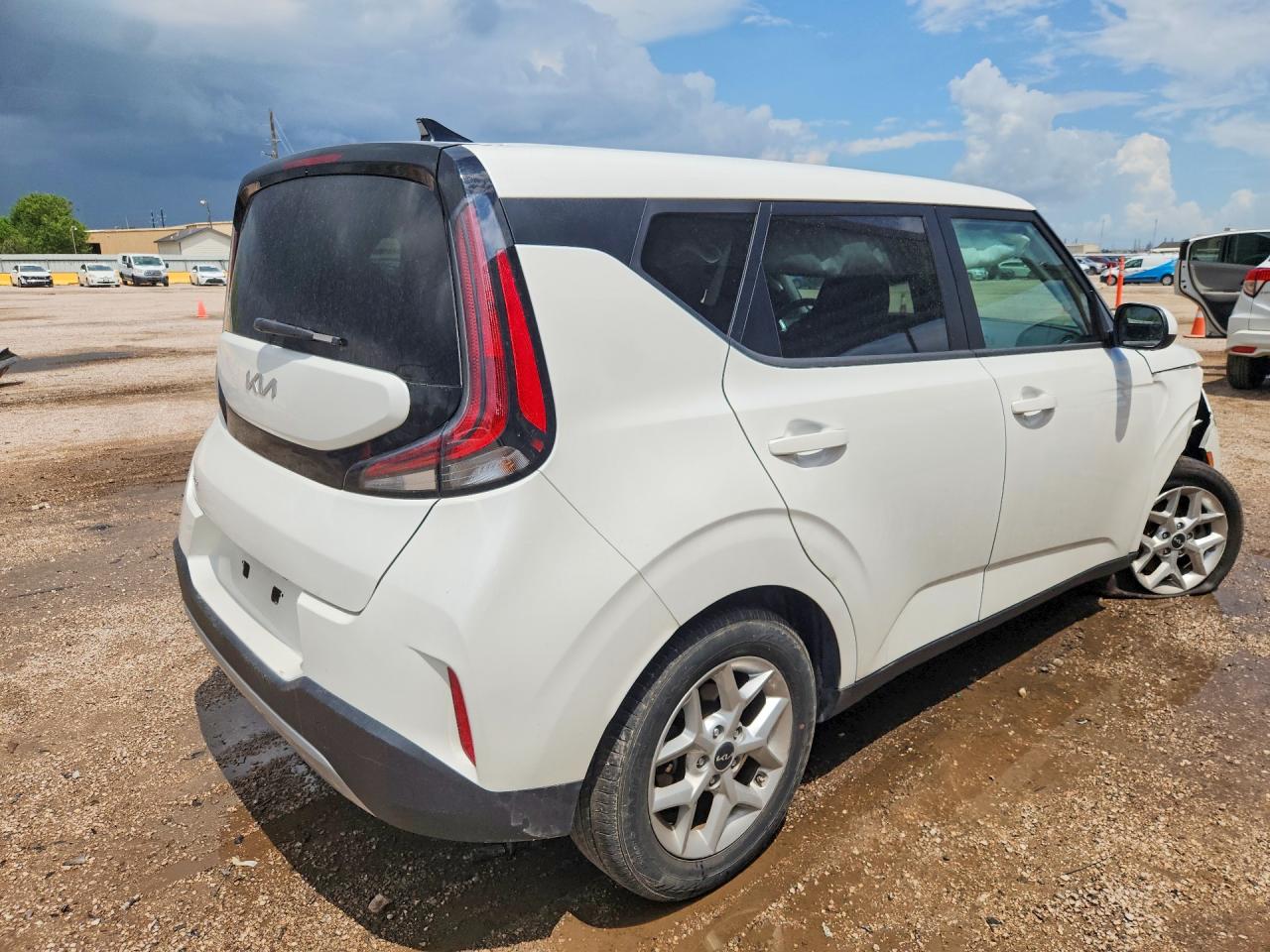2025 KIA SOUL LX — снимка 3