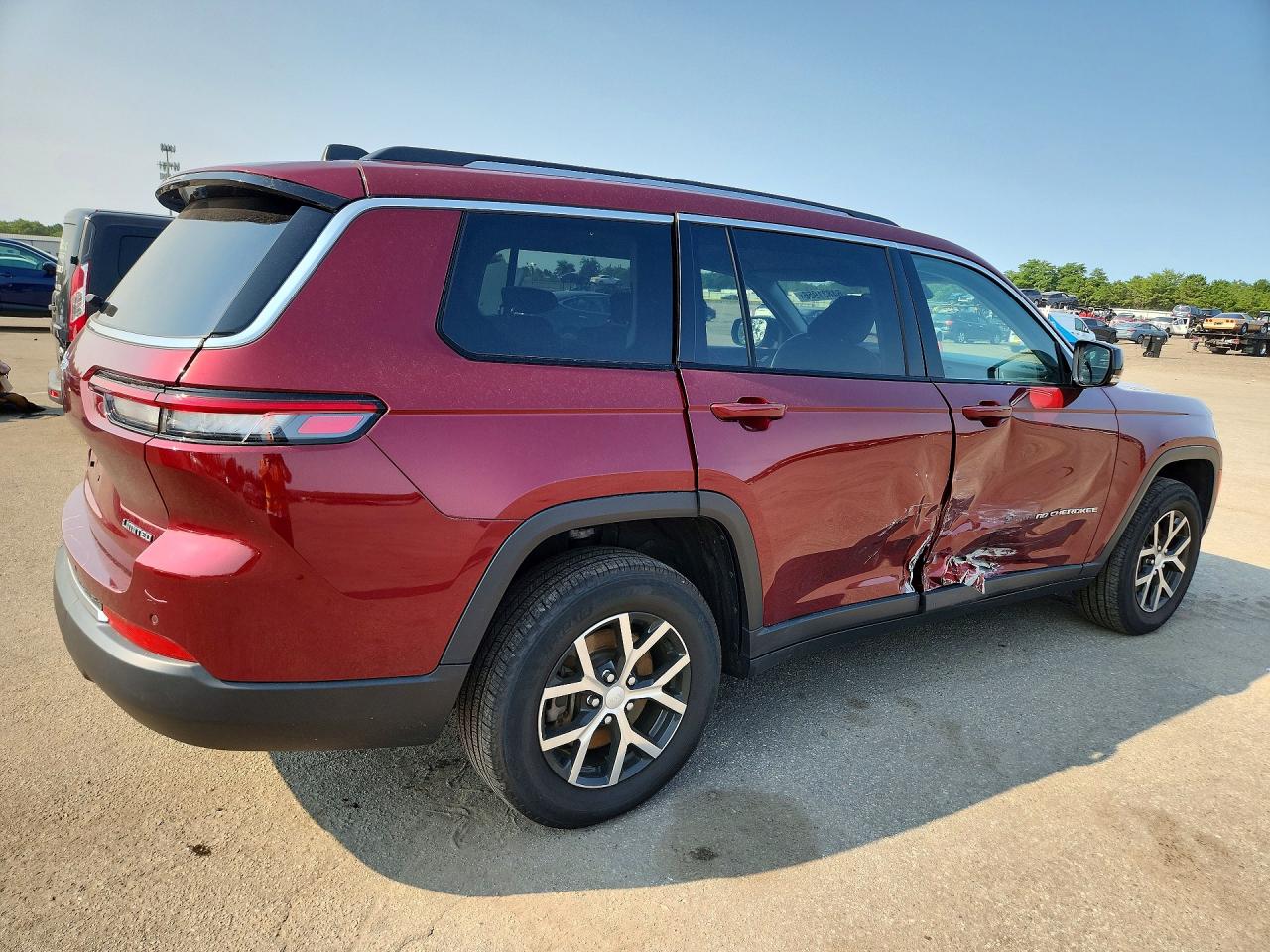 2023 JEEP GRAND CHEROKEE L LIMITED — снимка 3