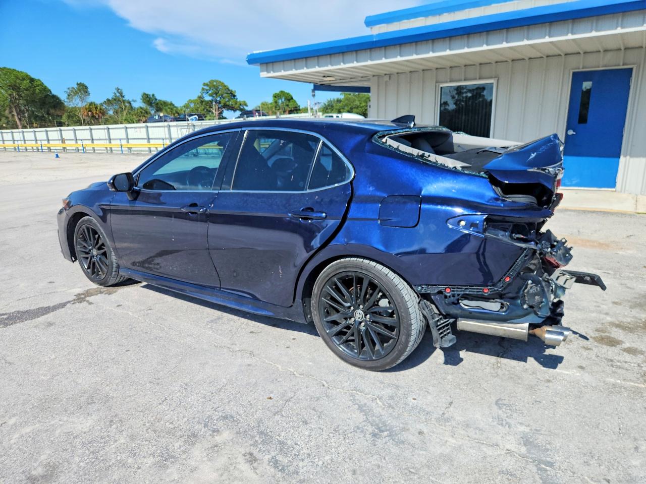 2021 TOYOTA CAMRY XSE — снимка 2