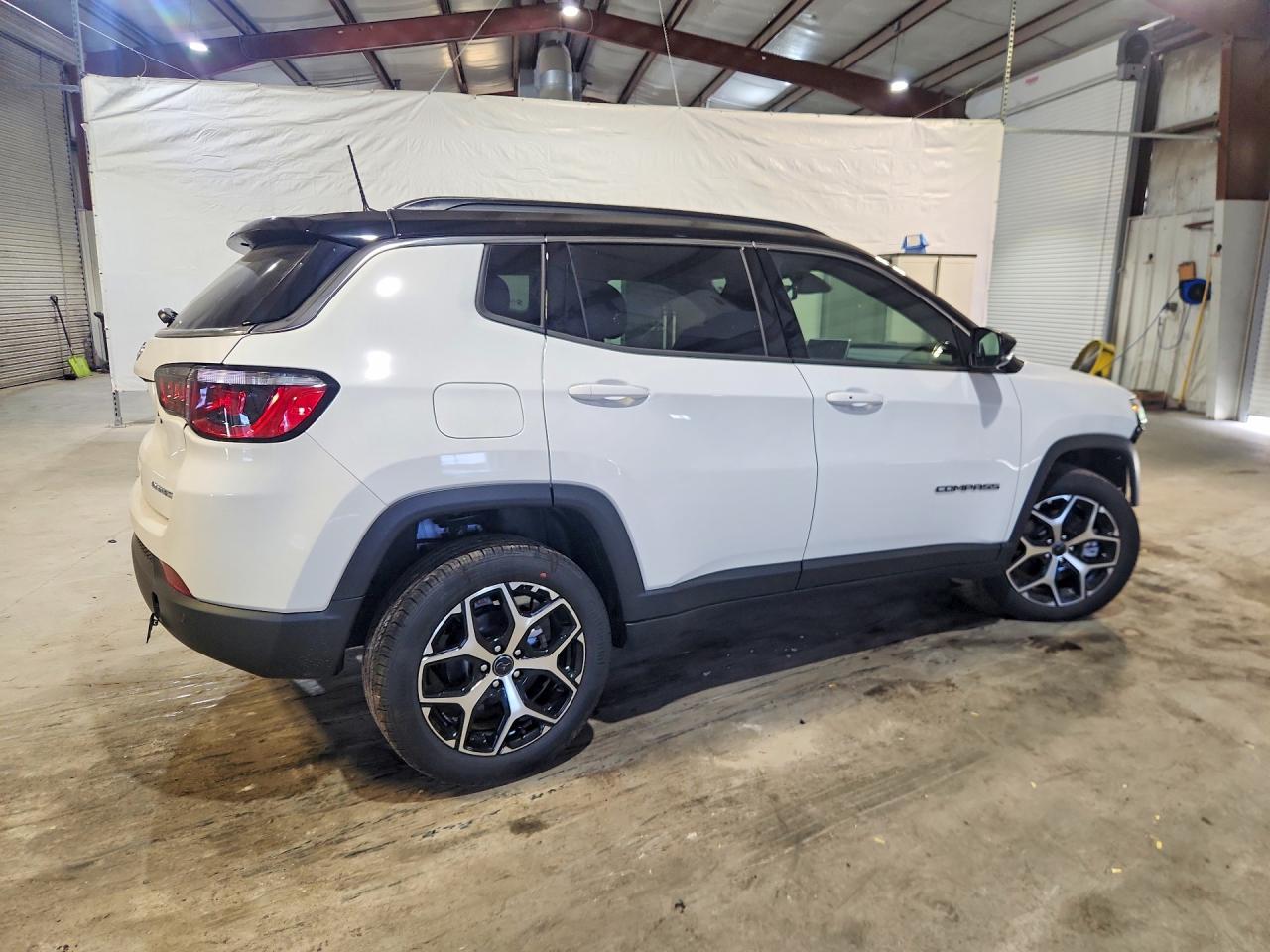 2026 JEEP COMPASS LIMITED — снимка 3