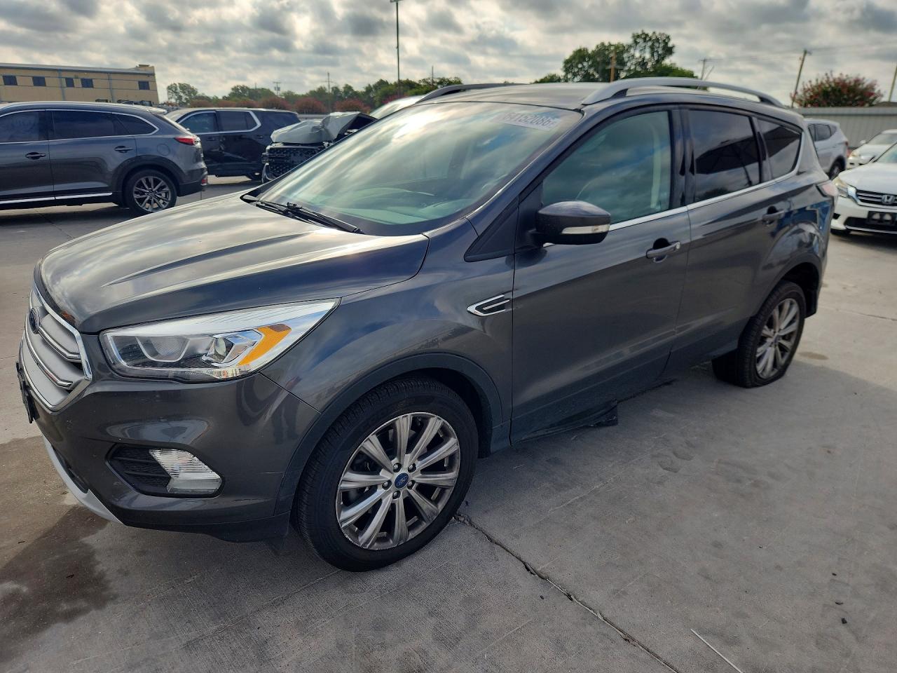 2017 FORD ESCAPE TITANIUM