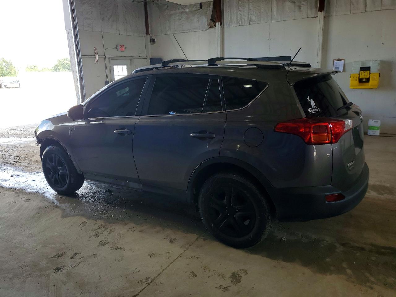 2015 TOYOTA RAV4 LE — снимка 2