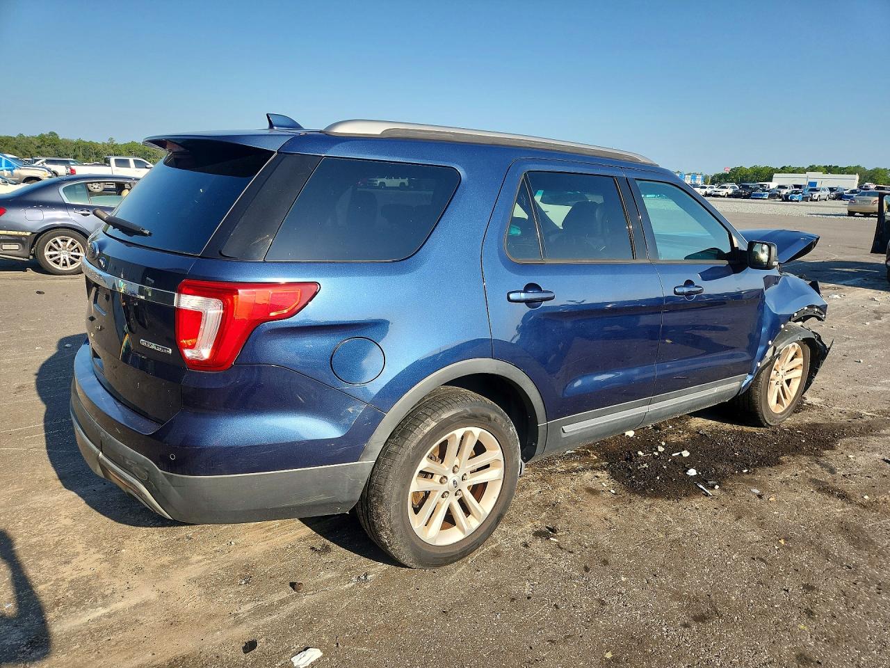 2016 FORD EXPLORER XLT — снимка 3