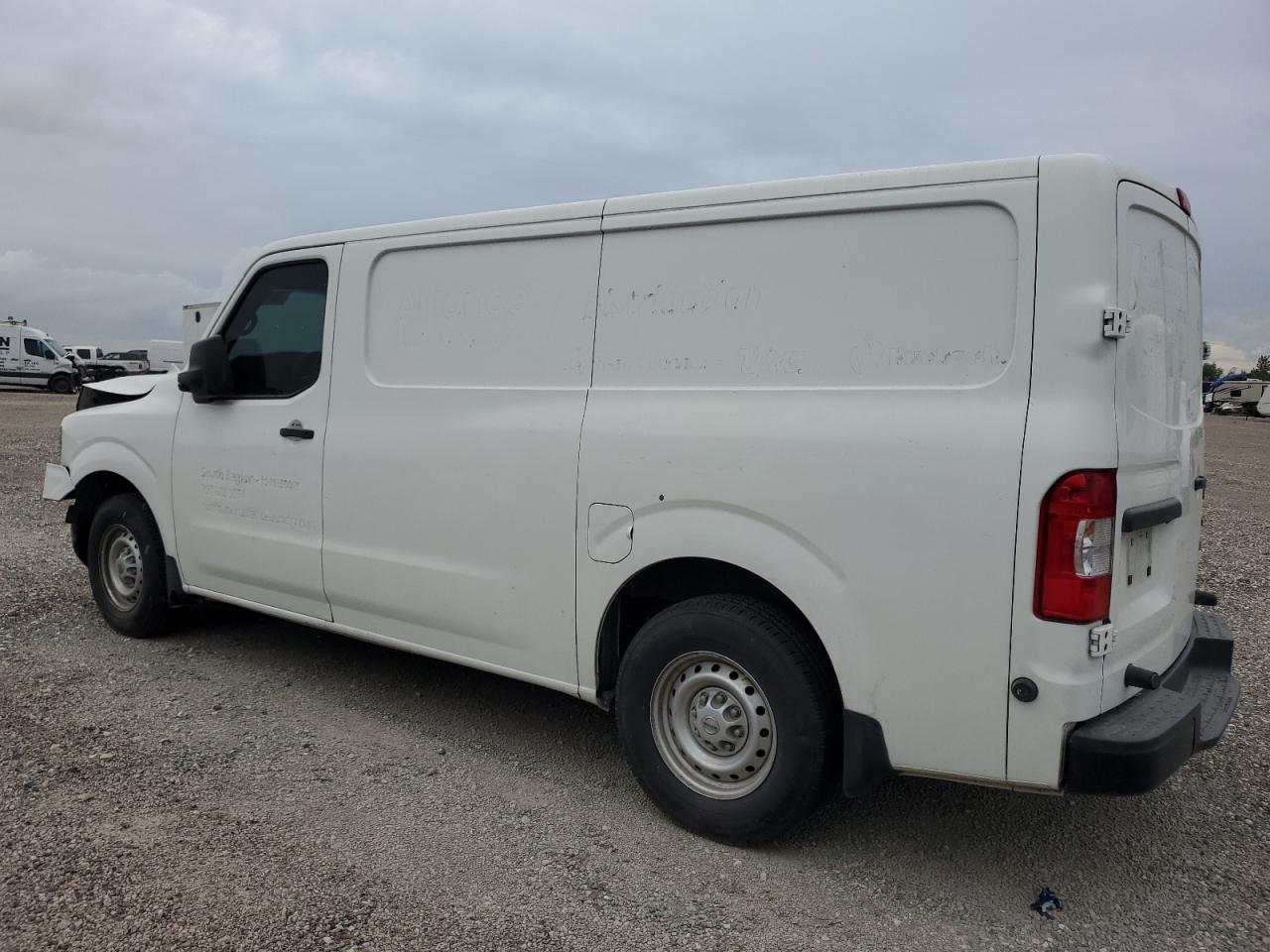 2018 NISSAN NV 1500 S — снимка 2