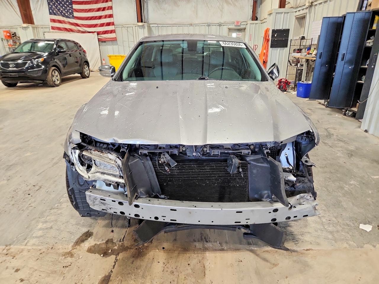 2016 CHRYSLER 300C — снимка 5