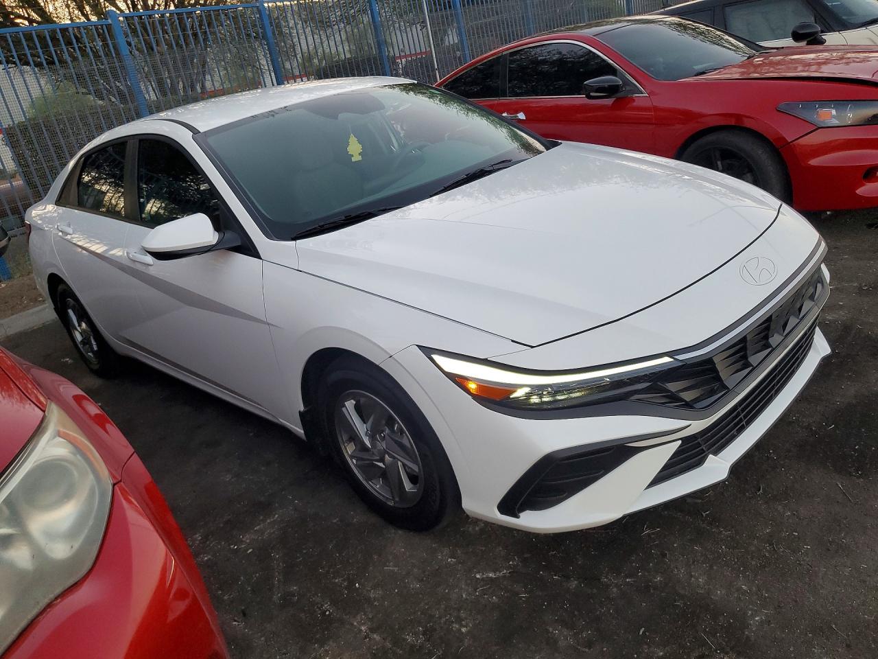 2026 HYUNDAI ELANTRA SE — снимка 4