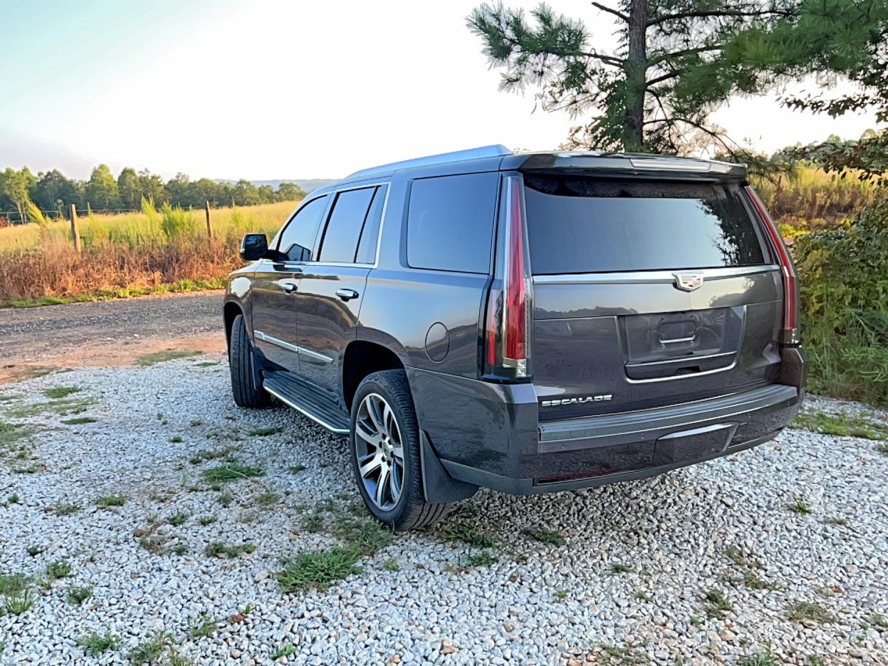 2016 CADILLAC ESCALADE LUXURY — снимка 3