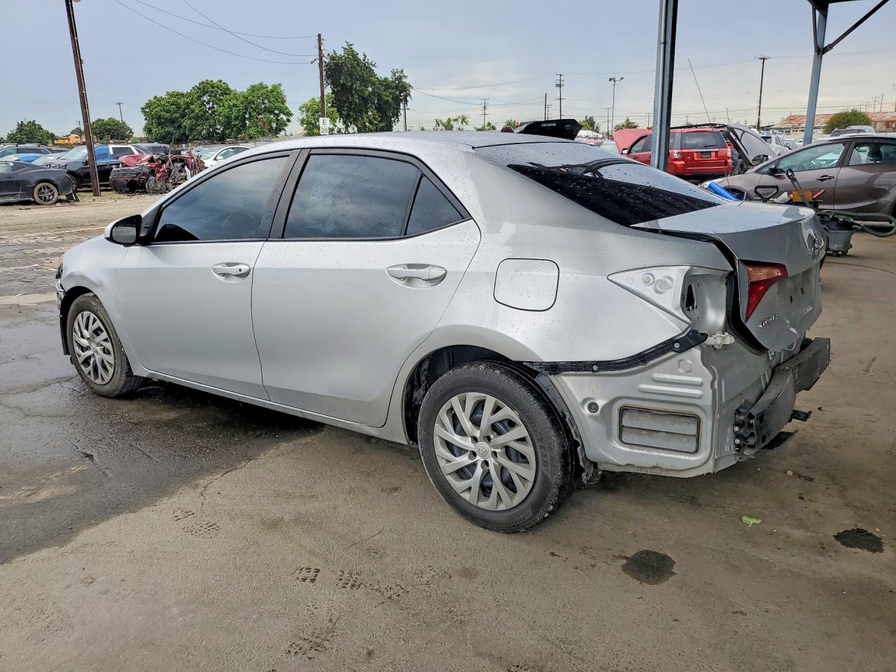 2018 TOYOTA COROLLA LE — снимка 2