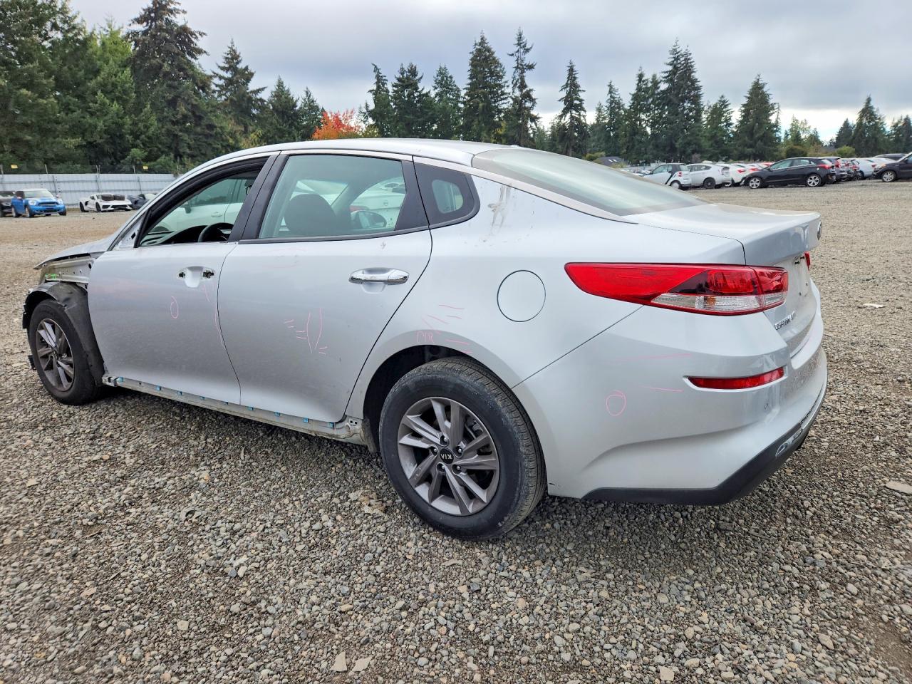 2020 KIA OPTIMA LX — photo 2