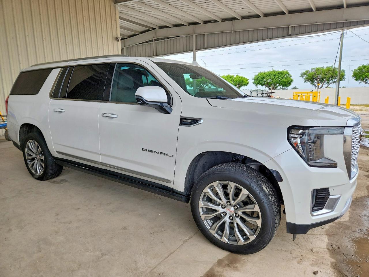 2022 GMC YUKON XL DENALI — снимка 4