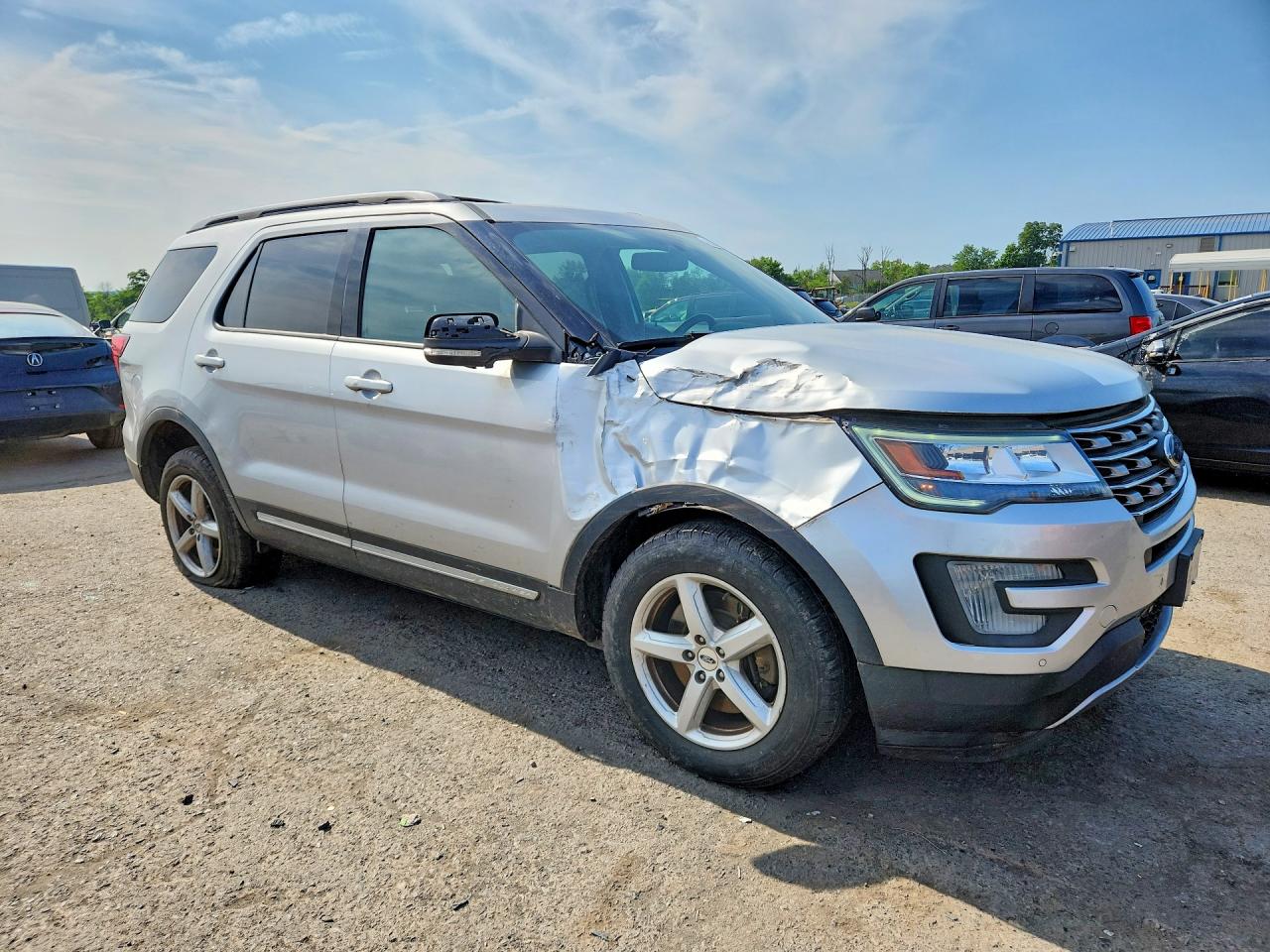 2017 FORD EXPLORER XLT — снимка 4