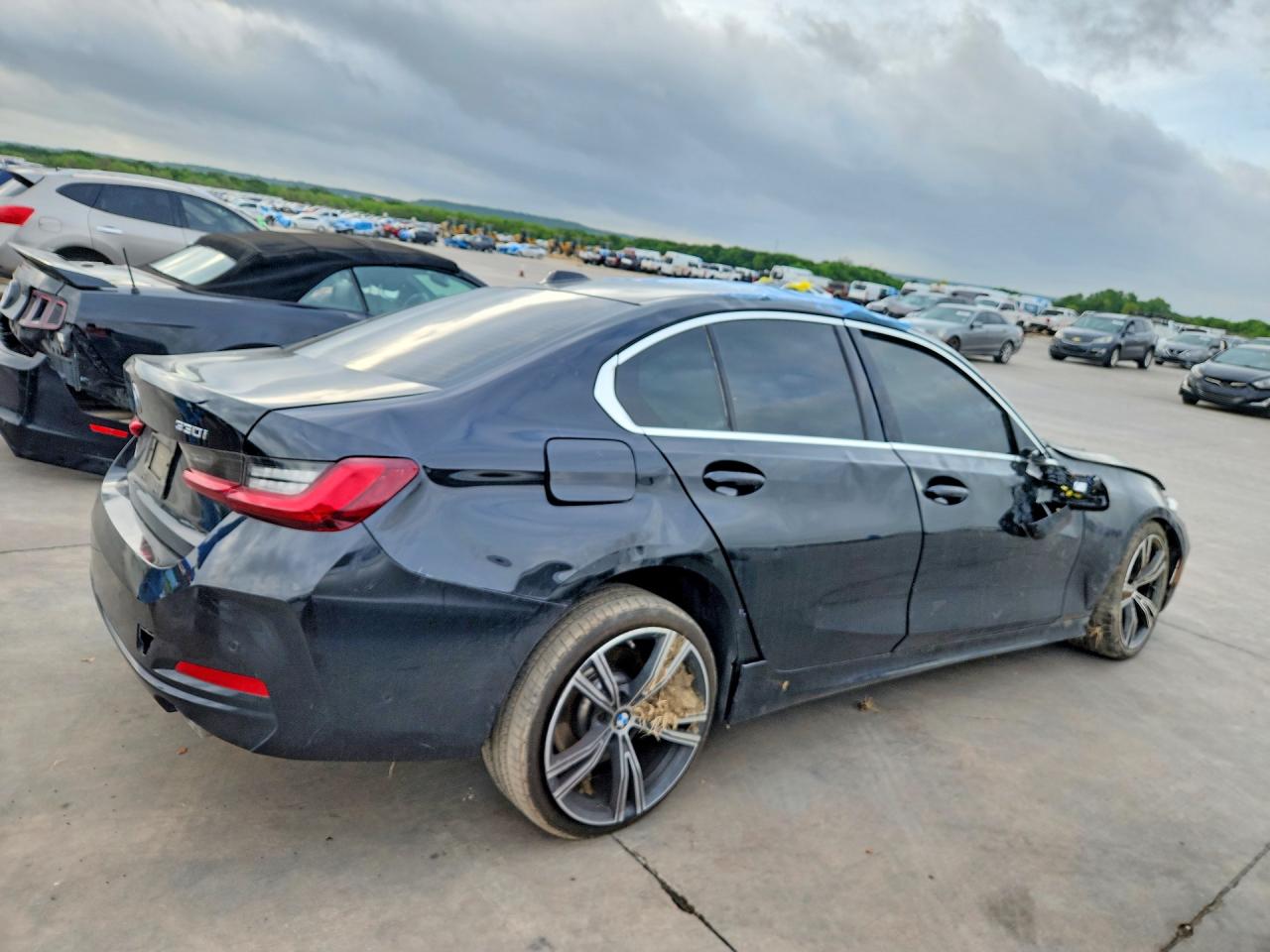 2024 BMW 330XI — снимка 3