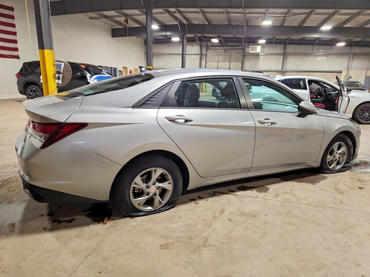 2021 HYUNDAI ELANTRA SE — снимка 3