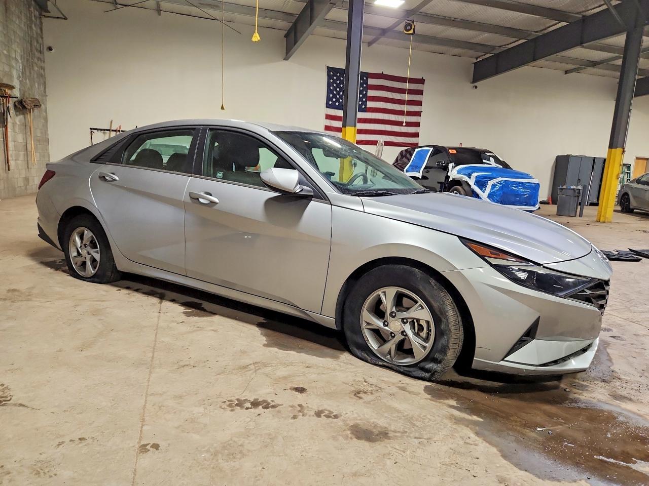2021 HYUNDAI ELANTRA SE — снимка 4