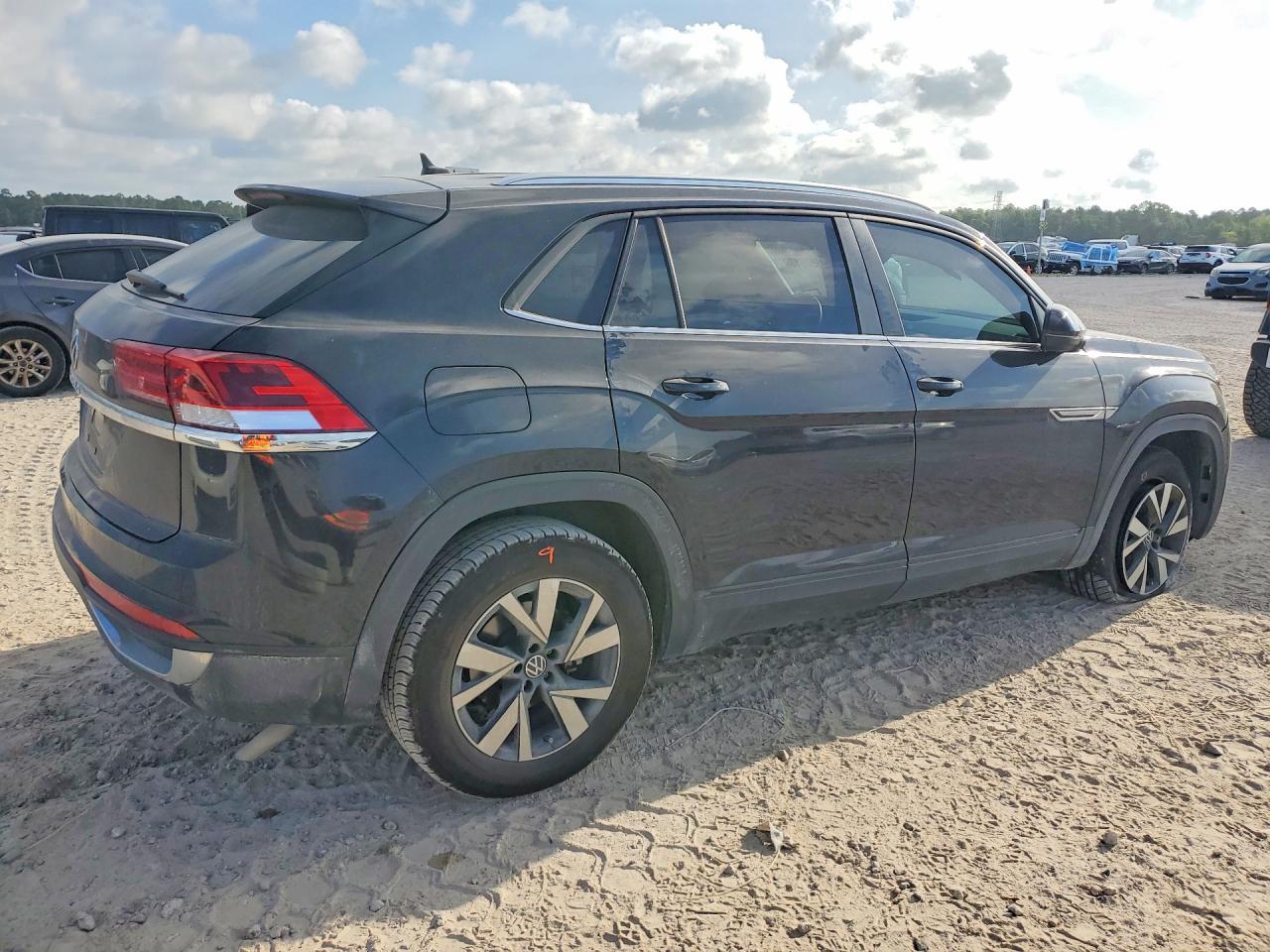 2023 VOLKSWAGEN ATLAS CROSS SPORT SE — снимка 3