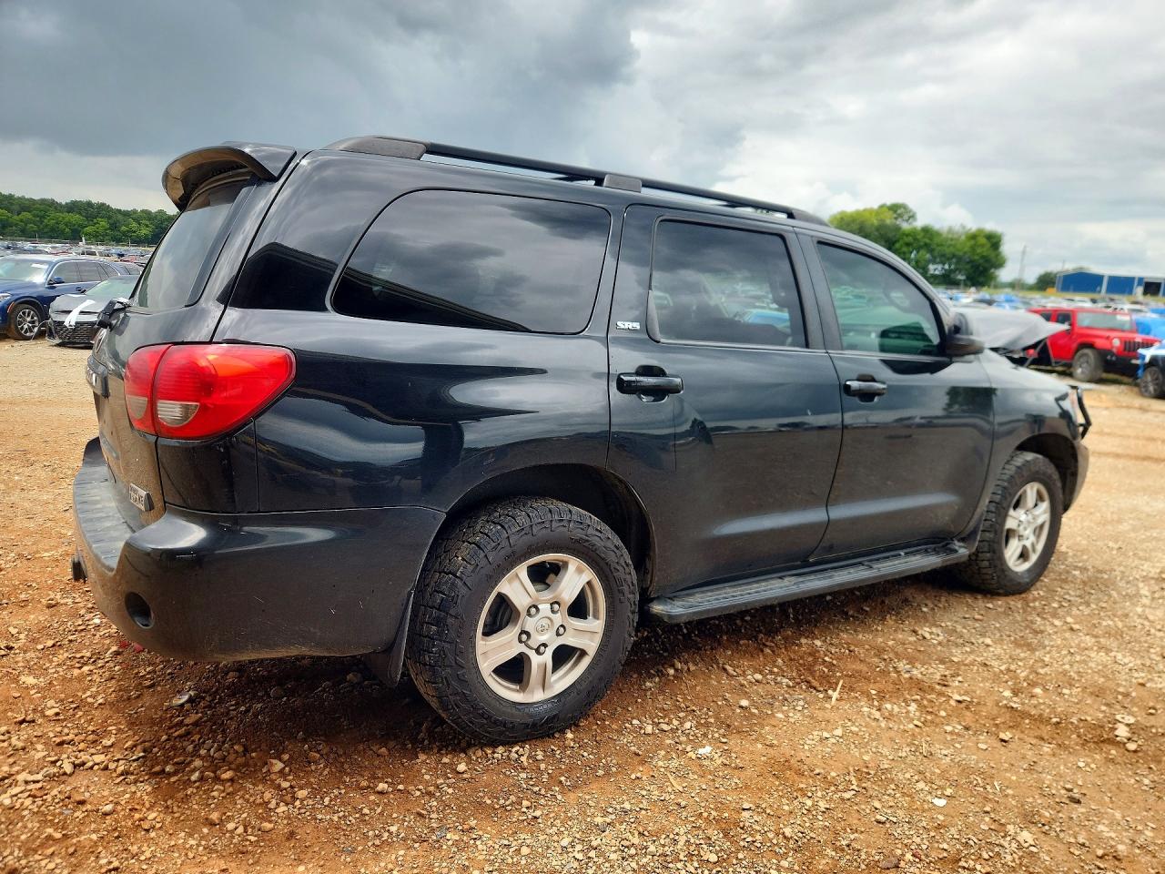 2016 TOYOTA SEQUOIA SR5 — снимка 3
