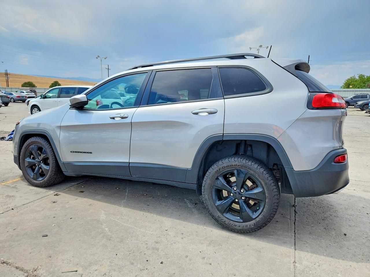 2016 JEEP CHEROKEE LATITUDE — снимка 2
