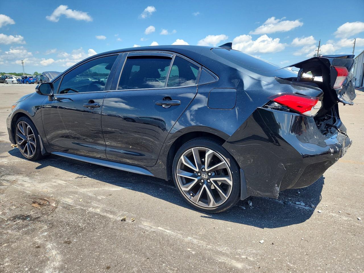 2020 TOYOTA COROLLA SE — снимка 2