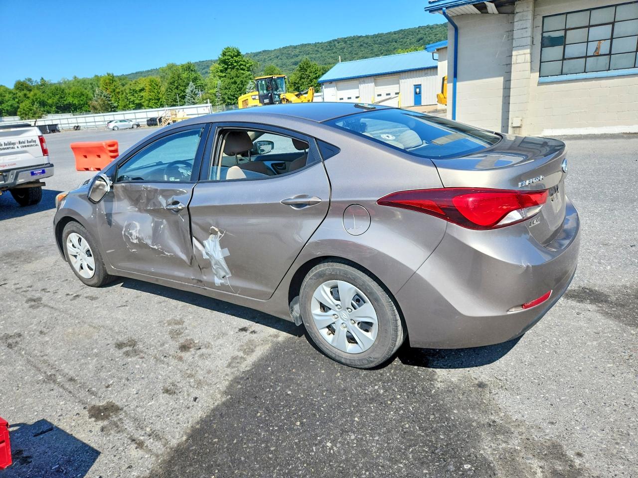 2016 HYUNDAI ELANTRA SE — снимка 2