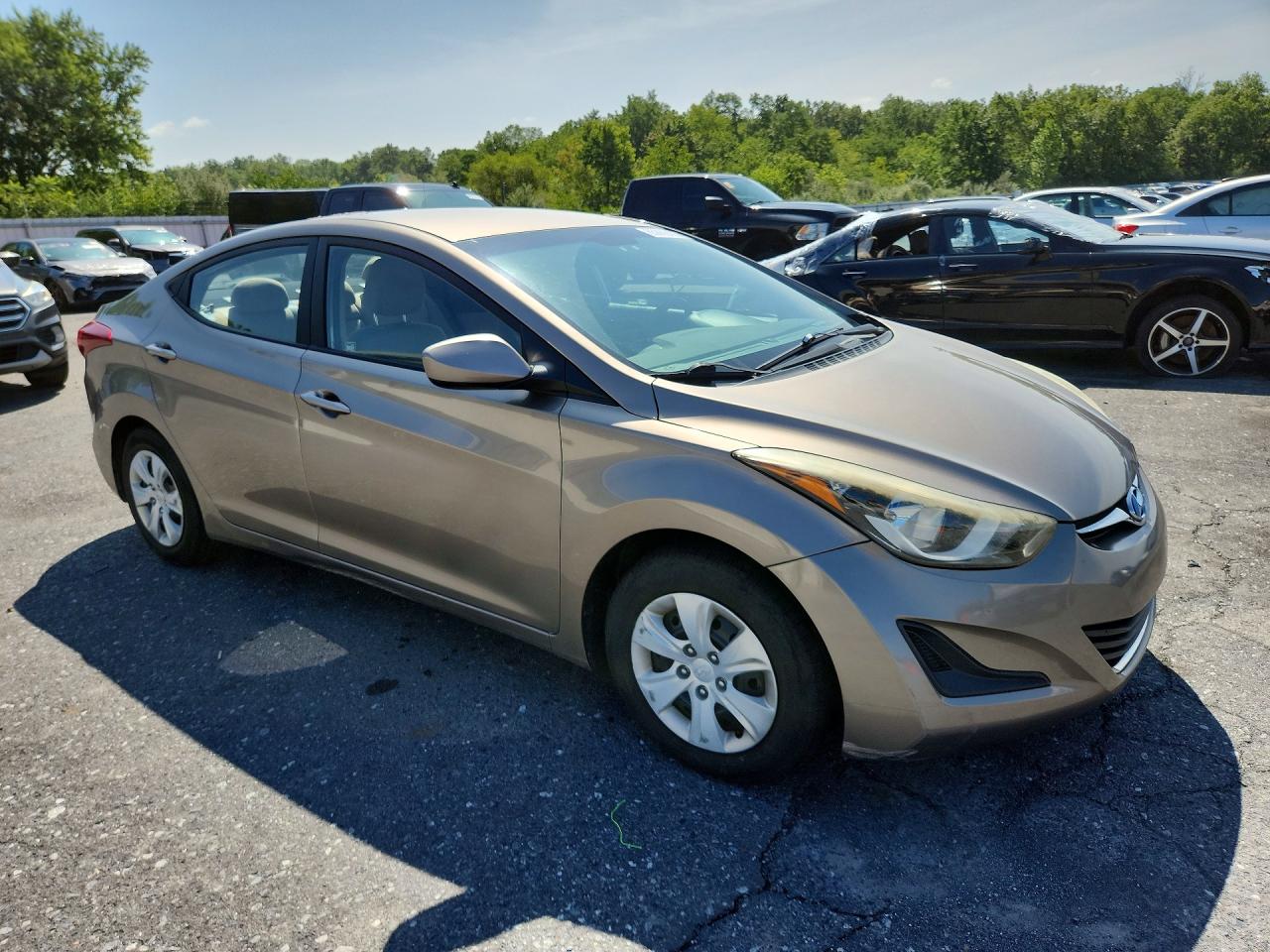 2016 HYUNDAI ELANTRA SE — снимка 4