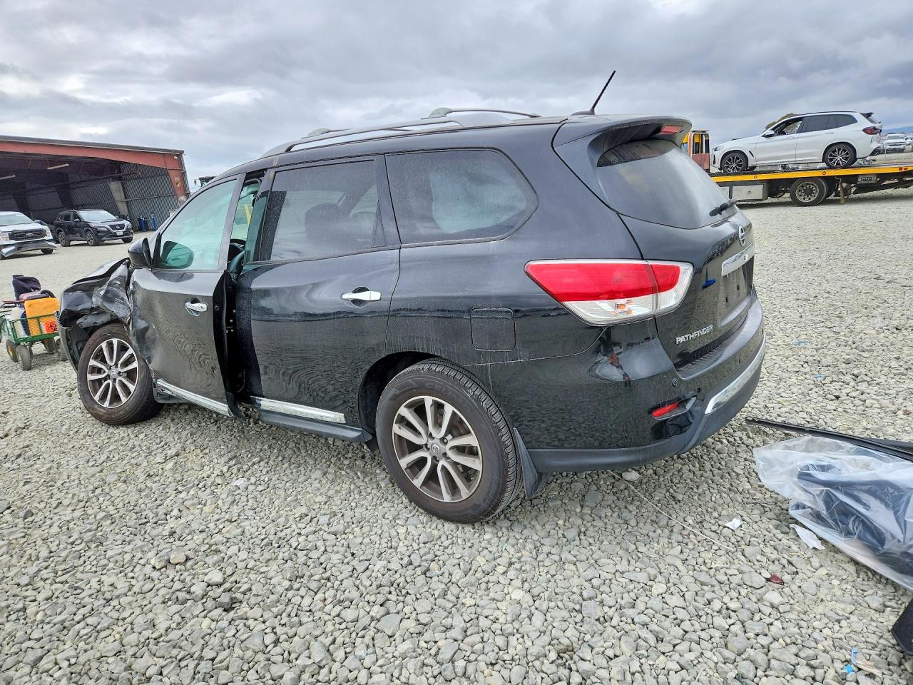 2016 NISSAN PATHFINDER SL — снимка 2