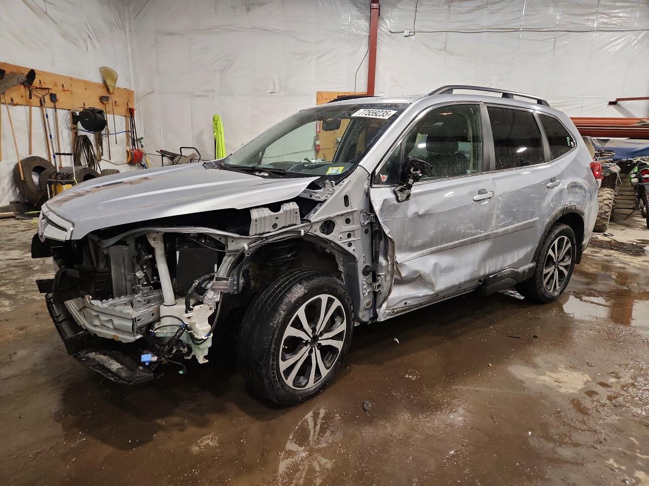 2021 SUBARU FORESTER LIMITED