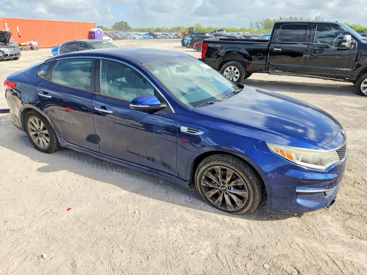2017 KIA OPTIMA LX — снимка 4