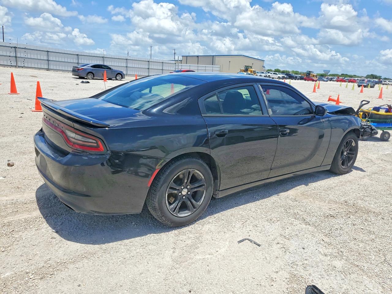 2016 DODGE CHARGER SE — снимка 3