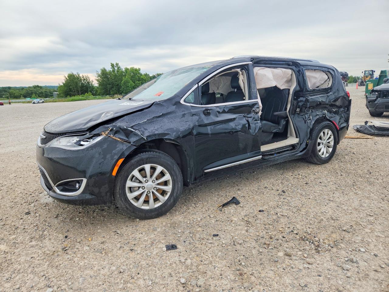 2019 CHRYSLER PACIFICA TOURING L