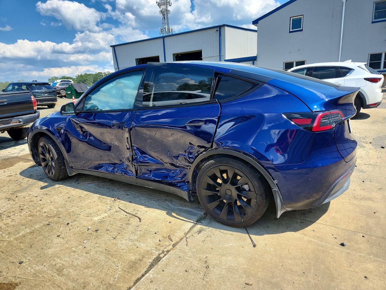 2023 TESLA MODEL Y — снимка 2