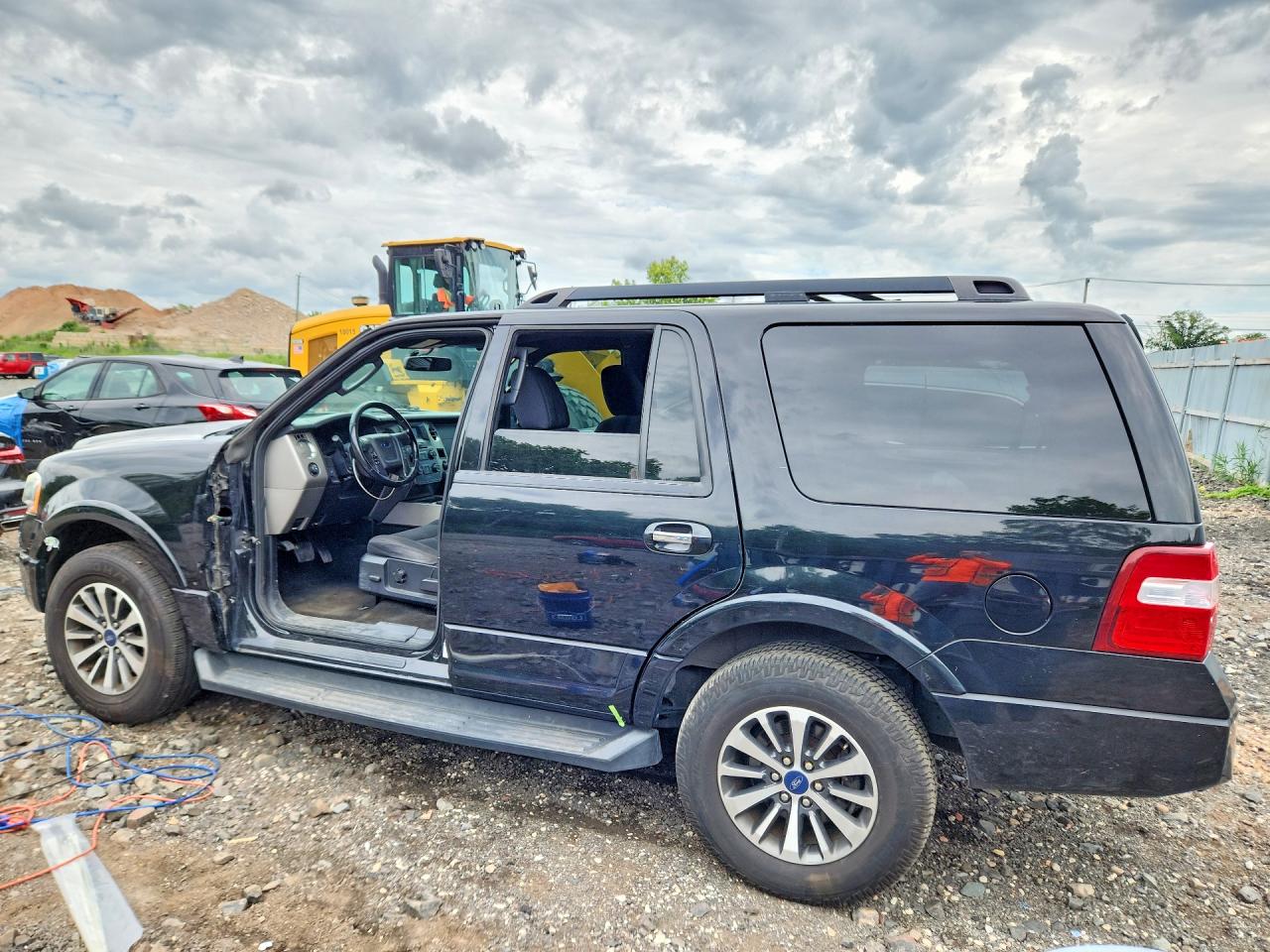 2016 FORD EXPEDITION XLT — снимка 2