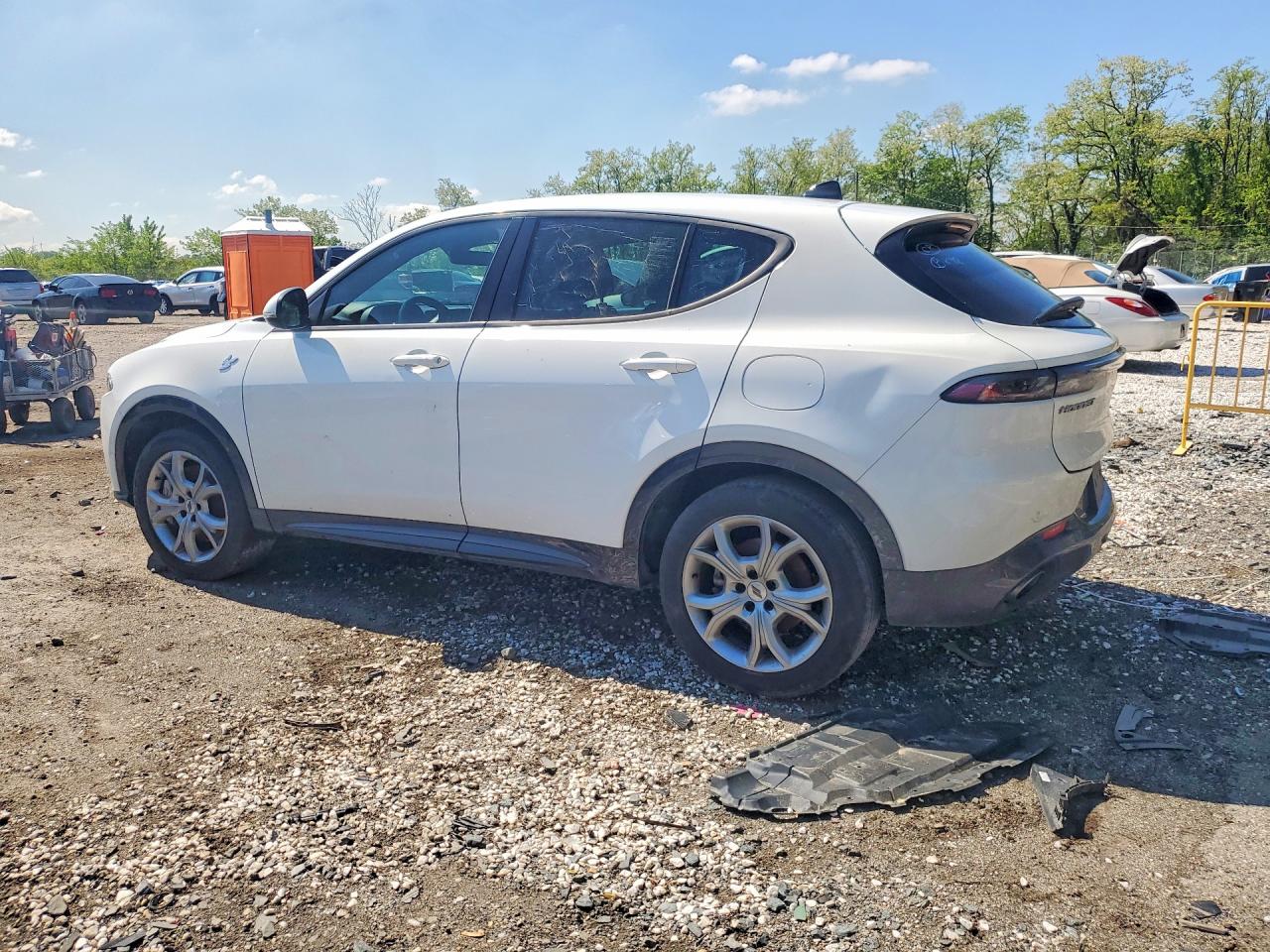 2024 DODGE HORNET R — снимка 2