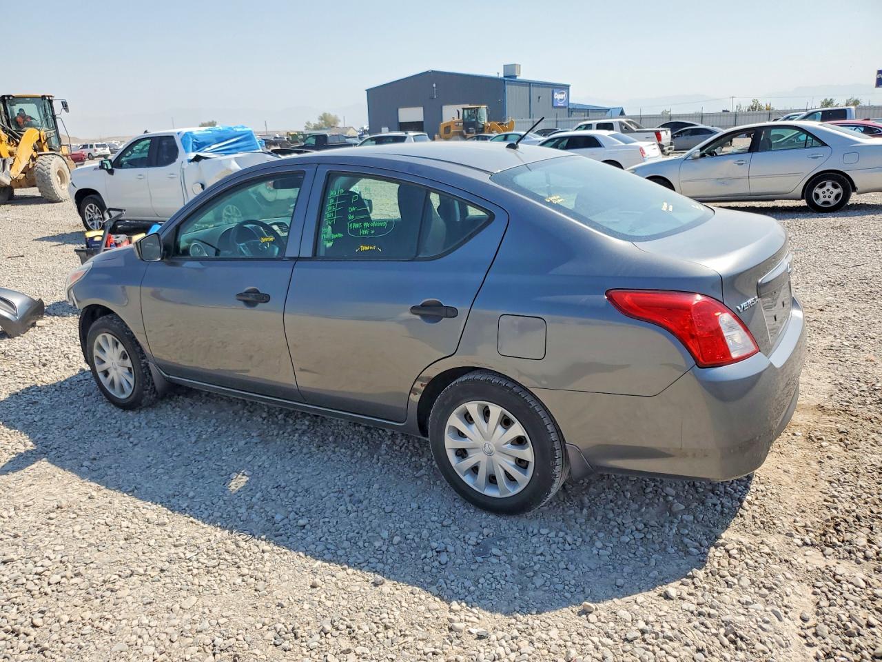 2016 NISSAN VERSA 1.6 S — снимка 2