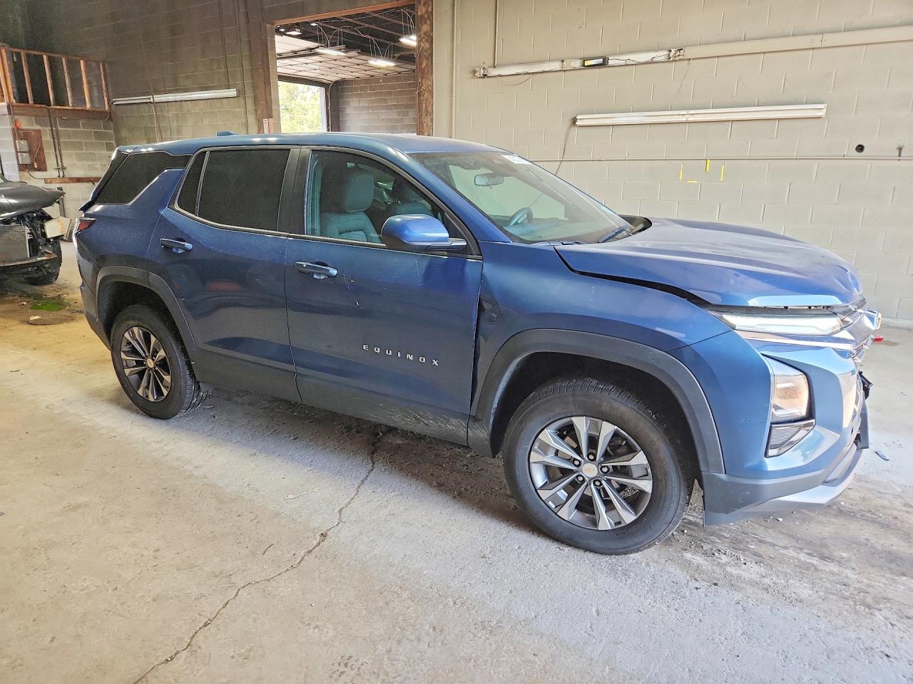 2025 CHEVROLET EQUINOX LT — снимка 4