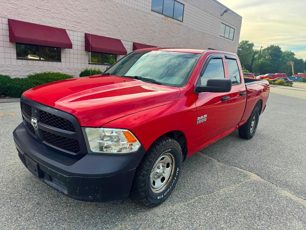 2018 RAM 1500 ST — снимка 2