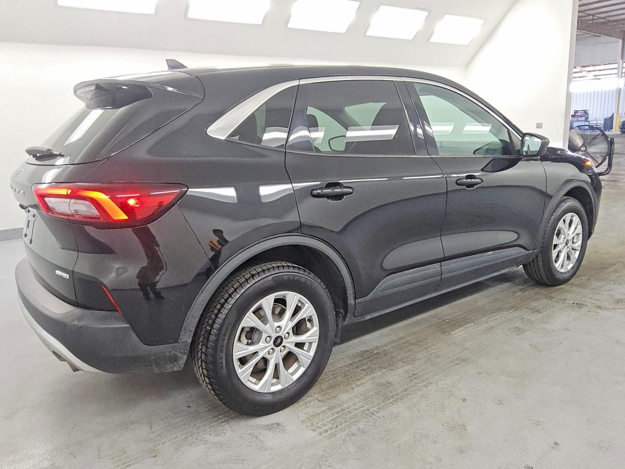 2023 FORD ESCAPE ACTIVE — снимка 3