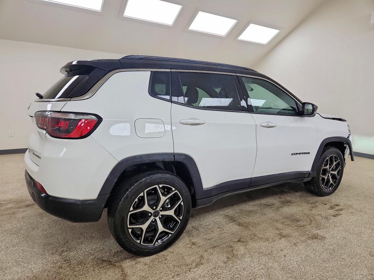2026 JEEP COMPASS LIMITED — снимка 3
