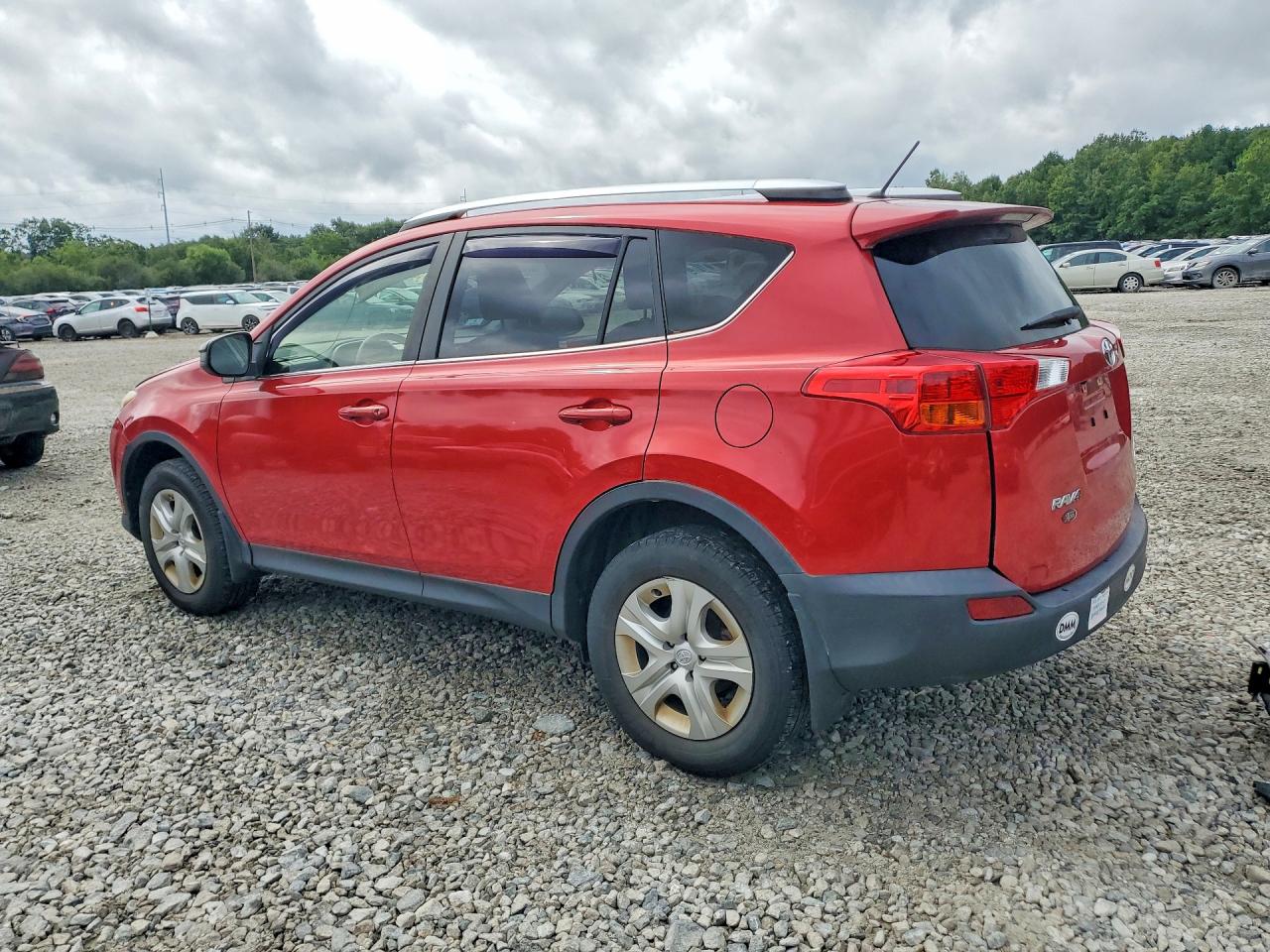 2015 TOYOTA RAV4 LE — снимка 2