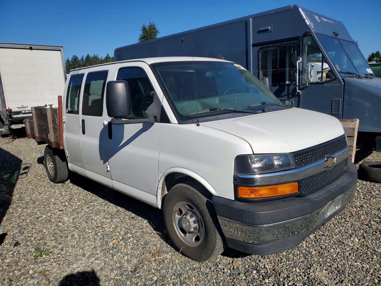 2017 CHEVROLET EXPRESS G3500 LT — снимка 4