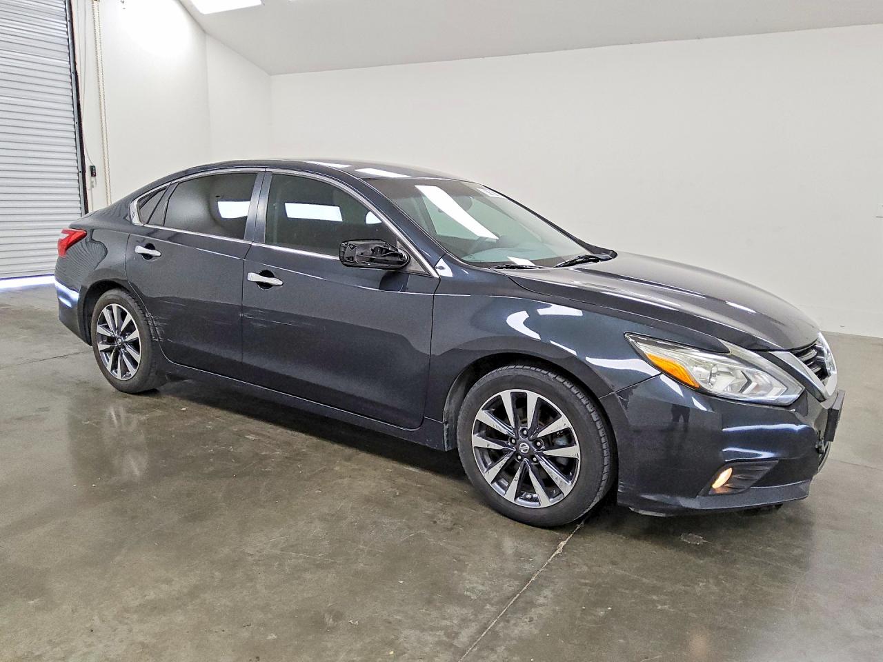 2017 NISSAN ALTIMA 2.5 SV — снимка 4